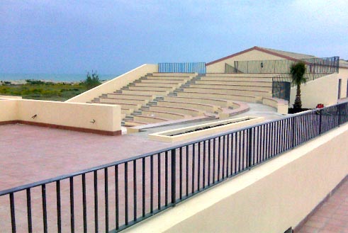 Realizzazione anfiteatro esterno