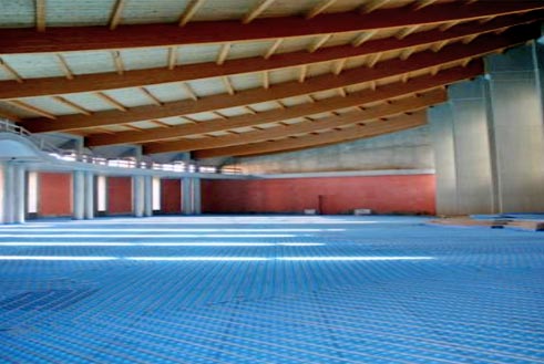 Realizzazione copertura in legno lamellare